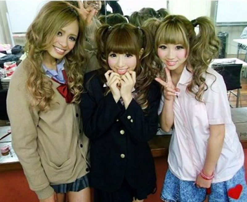 phong cách kogyaru phong cách kogyaru